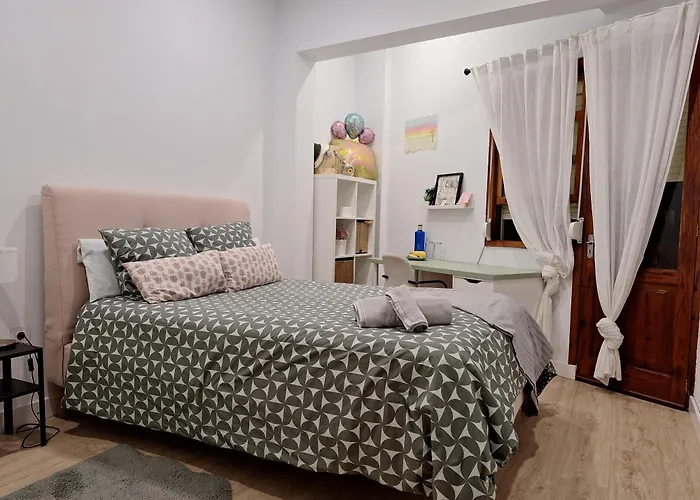 Habitacion Con Bano Compartido En Casa Con Familia